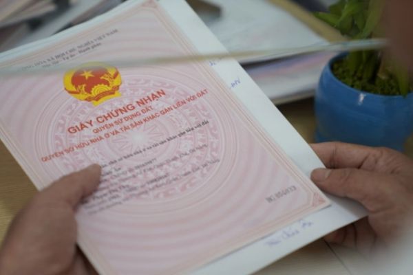 Giấy chứng nhận quyền sử dụng đất, quyền sở hữu tài sản gắn liền với đất